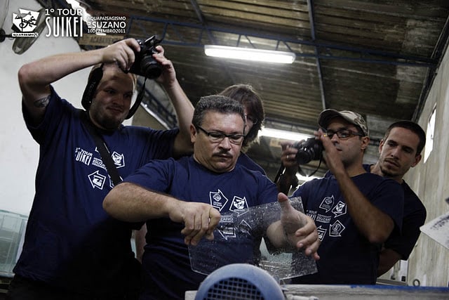 O Toninho nos mostra todos os processos da linha de montagem de um aquário.