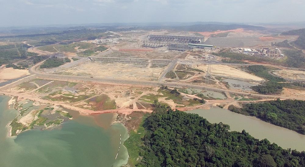 Desvio do Rio Xingu na usina hidrelétrica de belo monte